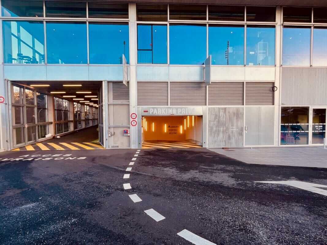 Parking Near Adidas Arena Paris: What You Need to Know 2 Private parking entrance near Adidas Arena Paris 18 — Porte de la Chapelle