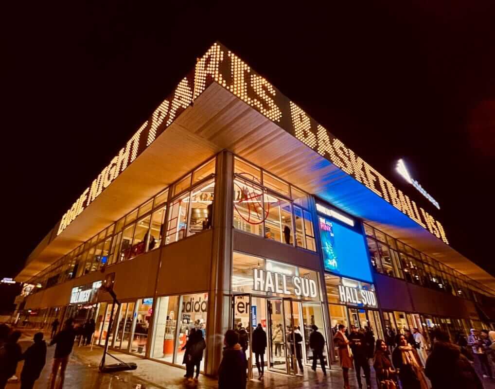 Porte de la Chapelle — Paris 18th Guide 2 Adidas Arena Paris south hall at night — concerts and events