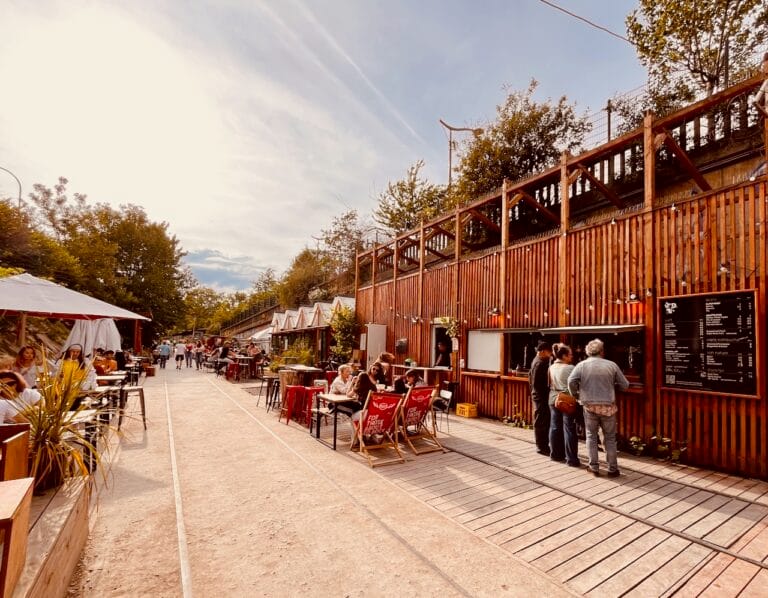 Jardin des Traverses Paris 18 — Petite Ceinture