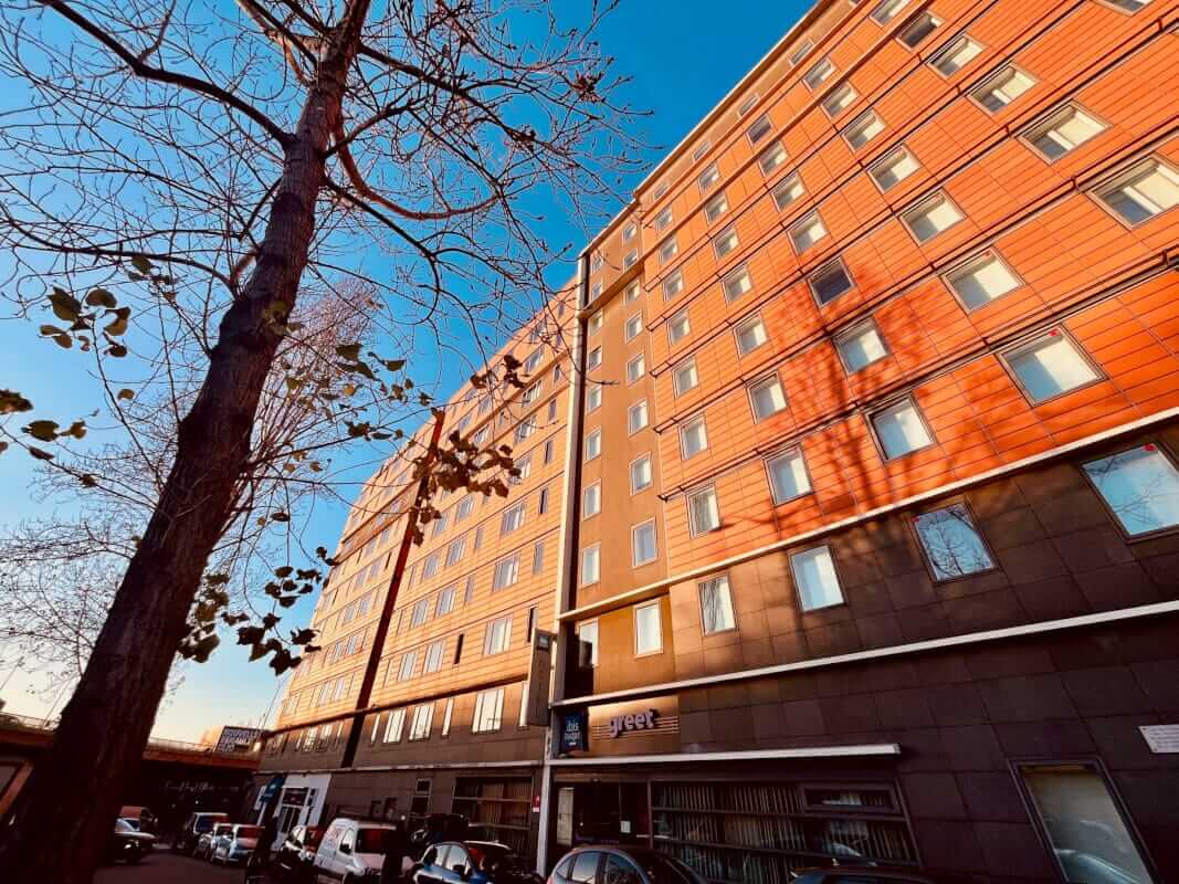Main facade of Ibis Budget and Greet Hotel Paris Porte de la Chapelle, 5 minutes walk from Adidas Arena